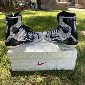 Kobe IX BHM with box
